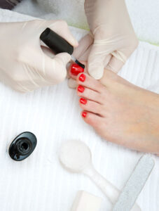 What's Included In A Manicure Program?