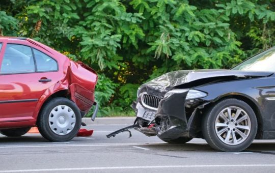 How Car Accident Lawyers Negotiate With Insurers